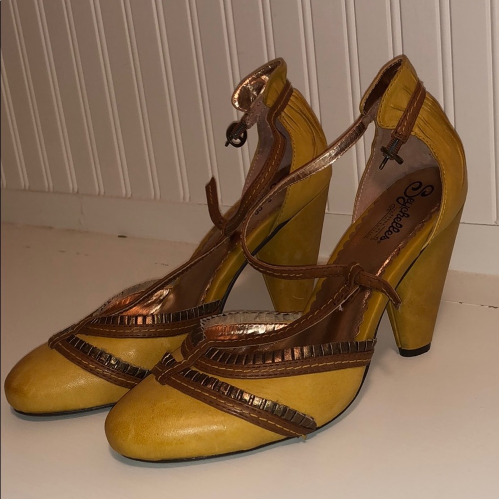 Women’s Heels